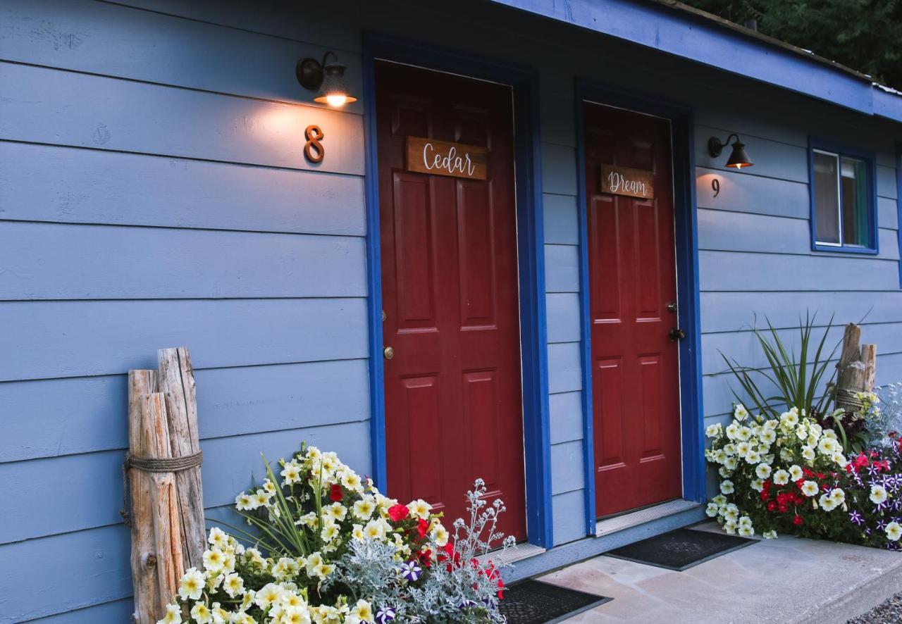 Flathead Lake Resort Woods Bay 외부 사진